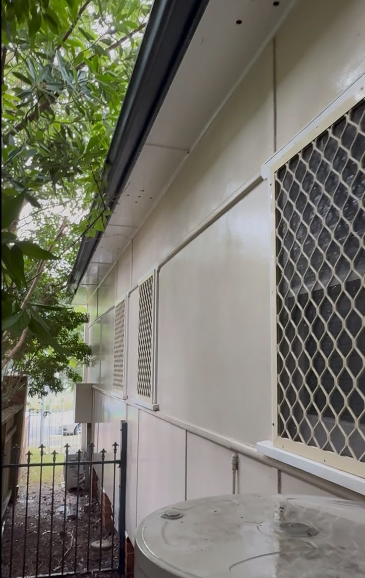Gutter & Roof Cleaning example from a real Ambit Cleaning Services job